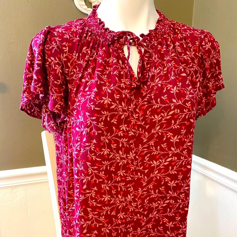 Floral Top with Ruffle Neckline